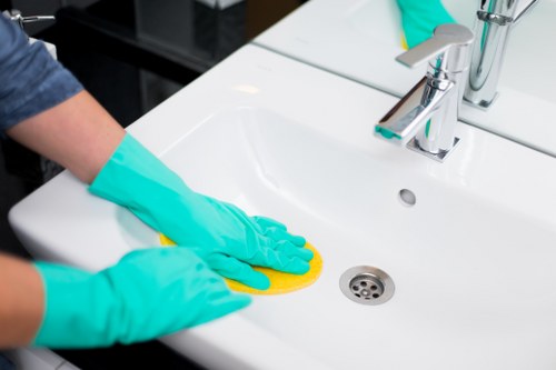 Deep one off cleaning in a bathroom with sparkling surfaces